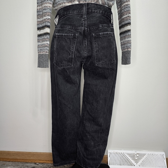 Old Navy Women's Charcoal Straight Leg Jeans - Picture 3 of 4